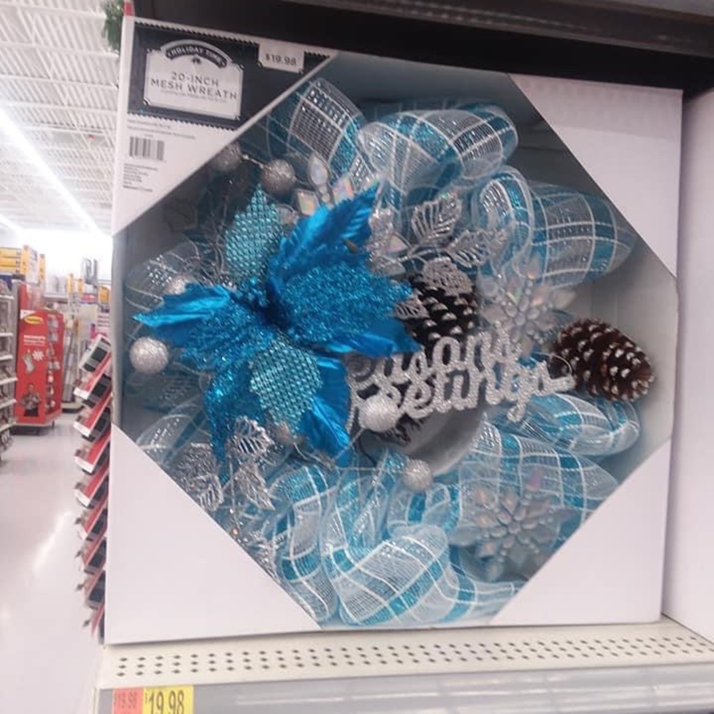 ISO this Christmas set of items looking for everything pictured.